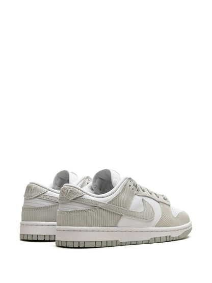 Nike Dunk Low SE Sandrift